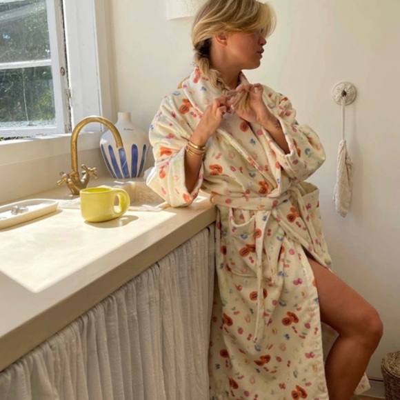 Djerf Avenue Other - Djerf Avenue Fruit Robe 🌸